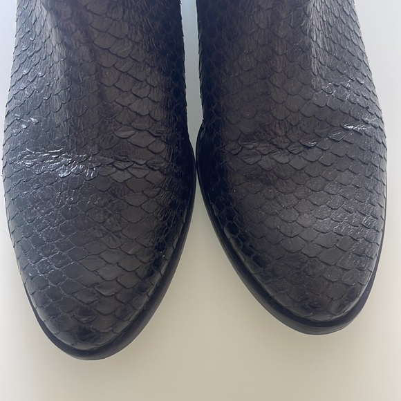 Kaanas black ankle boots- WORN TWICE - Picture 5 of 10